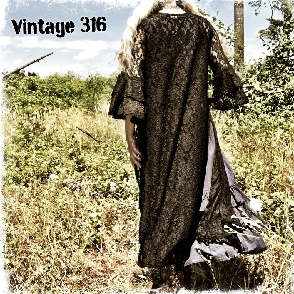 PLUS SIZE ♥️ Black Lace Duster - Picture 5 of 8